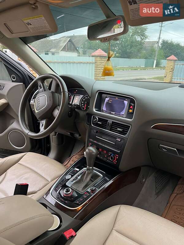 Позашляховик / Кросовер Audi Q5 2011 в Тетієві