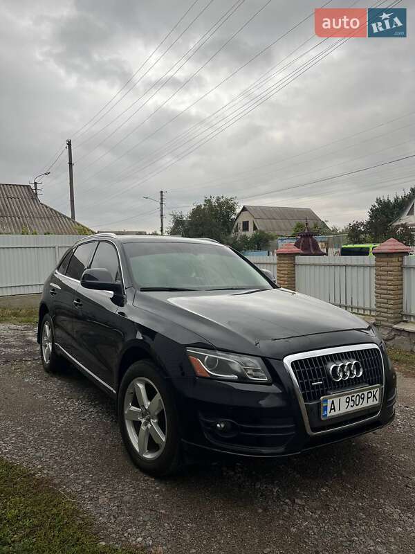 Позашляховик / Кросовер Audi Q5 2011 в Тетієві