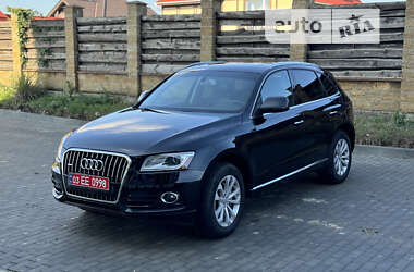 Внедорожник / Кроссовер Audi Q5 2015 в Луцке