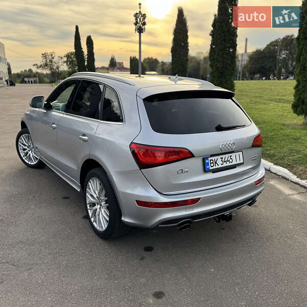 Внедорожник / Кроссовер Audi Q5 2016 в Ровно