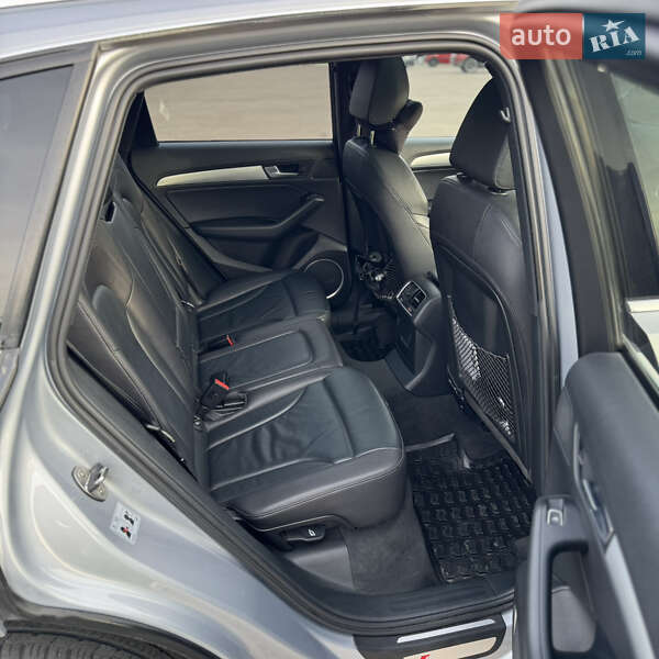 Внедорожник / Кроссовер Audi Q5 2016 в Ровно