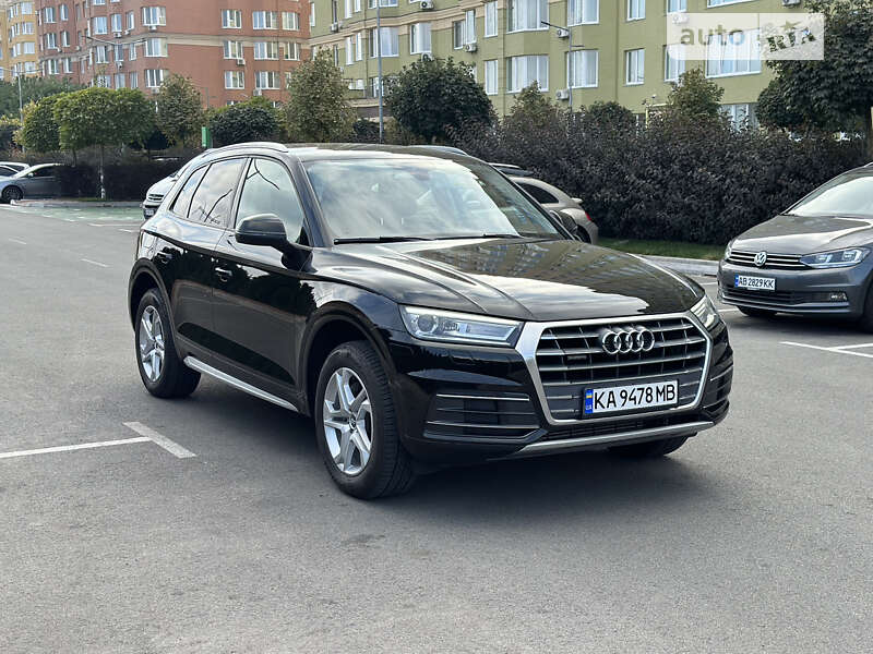 Позашляховик / Кросовер Audi Q5 2017 в Києві