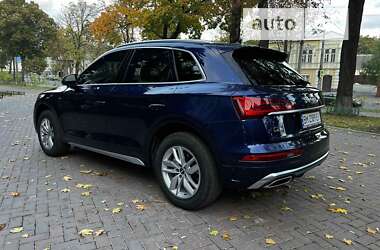 Позашляховик / Кросовер Audi Q5 2022 в Сумах