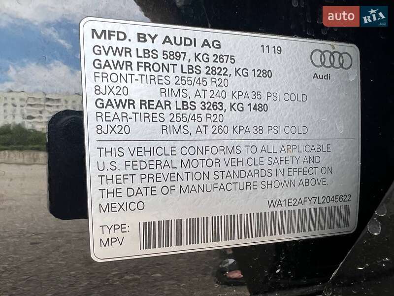 Внедорожник / Кроссовер Audi Q5 2019 в Киеве