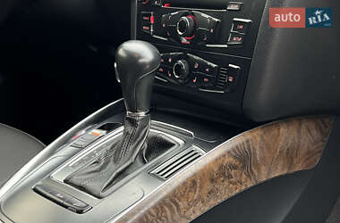 Внедорожник / Кроссовер Audi Q5 2010 в 