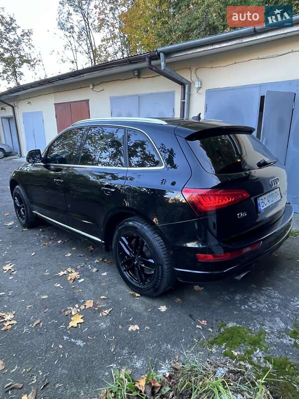 Внедорожник / Кроссовер Audi Q5 2012 в 