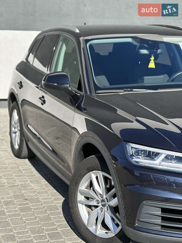 Внедорожник / Кроссовер Audi Q5 2018 в Тернополе