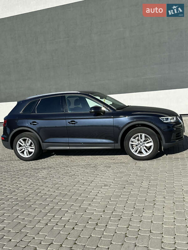 Внедорожник / Кроссовер Audi Q5 2018 в Тернополе