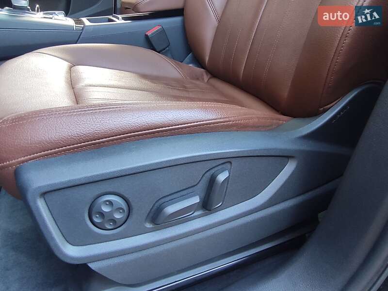 Внедорожник / Кроссовер Audi Q5 2020 в Нововолынске