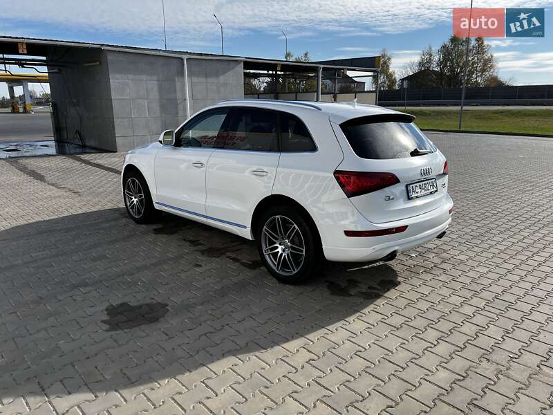 Внедорожник / Кроссовер Audi Q5 2014 в Любомле