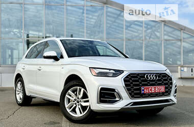 Внедорожник / Кроссовер Audi Q5 2023 в Киеве