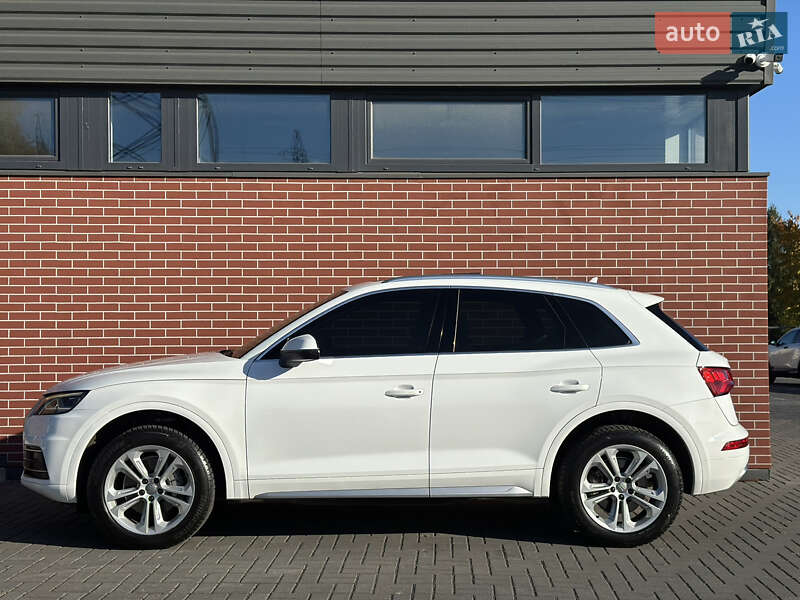 Внедорожник / Кроссовер Audi Q5 2018 в Львове
