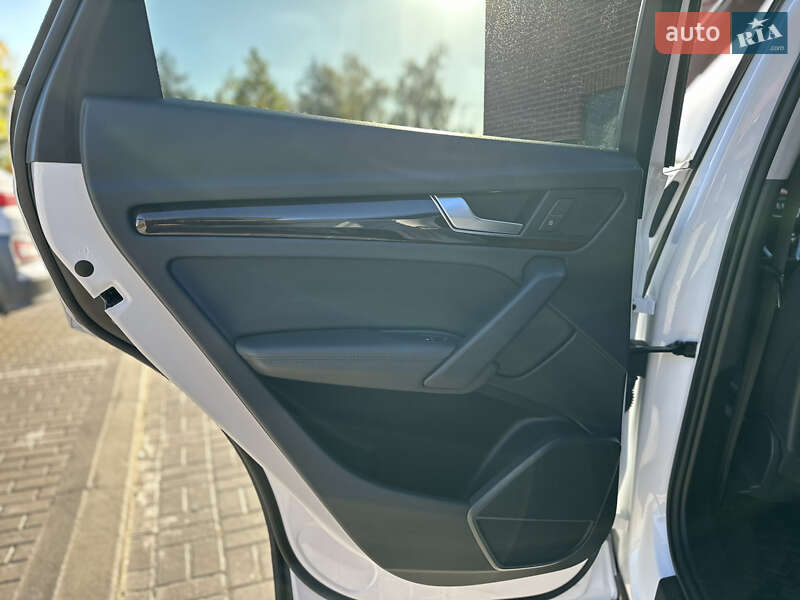 Внедорожник / Кроссовер Audi Q5 2018 в Львове