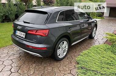 Внедорожник / Кроссовер Audi Q5 2019 в Киеве