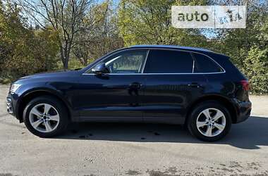 Внедорожник / Кроссовер Audi Q5 2009 в Ивано-Франковске