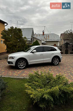 Позашляховик / Кросовер Audi Q5 2016 в Самборі