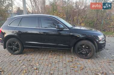 Внедорожник / Кроссовер Audi Q5 2011 в 