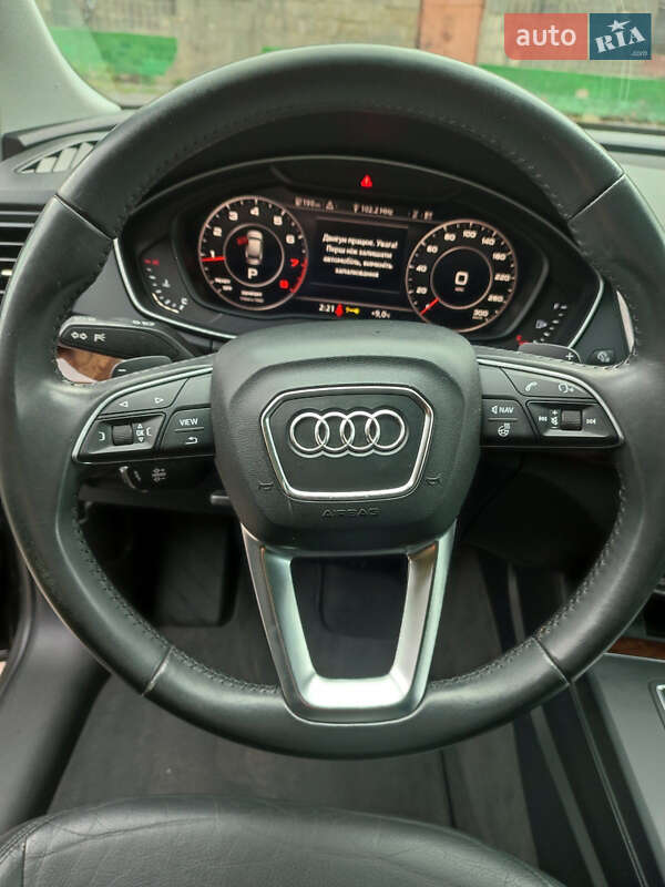 Внедорожник / Кроссовер Audi Q5 2018 в Корце