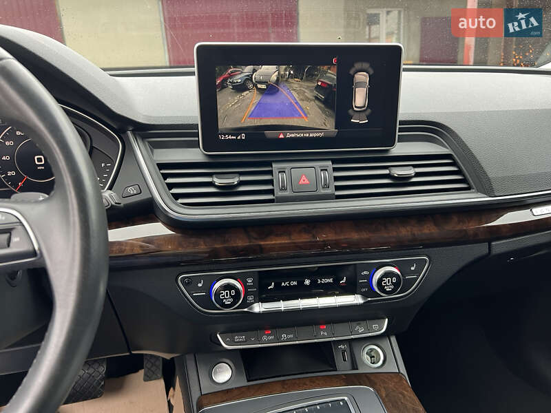 Внедорожник / Кроссовер Audi Q5 2018 в Корце