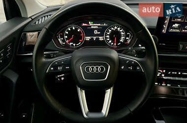 Внедорожник / Кроссовер Audi Q5 2021 в Киеве