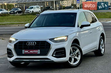 Внедорожник / Кроссовер Audi Q5 2021 в Киеве