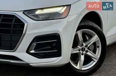 Внедорожник / Кроссовер Audi Q5 2021 в Киеве