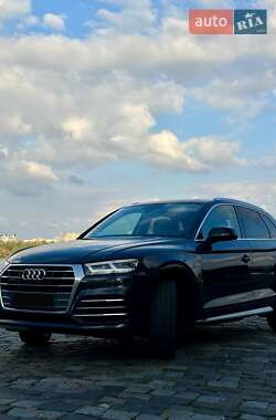 Внедорожник / Кроссовер Audi Q5 2018 в Вышгороде