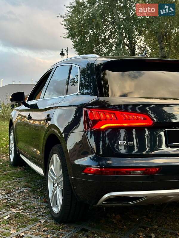Внедорожник / Кроссовер Audi Q5 2018 в Вышгороде