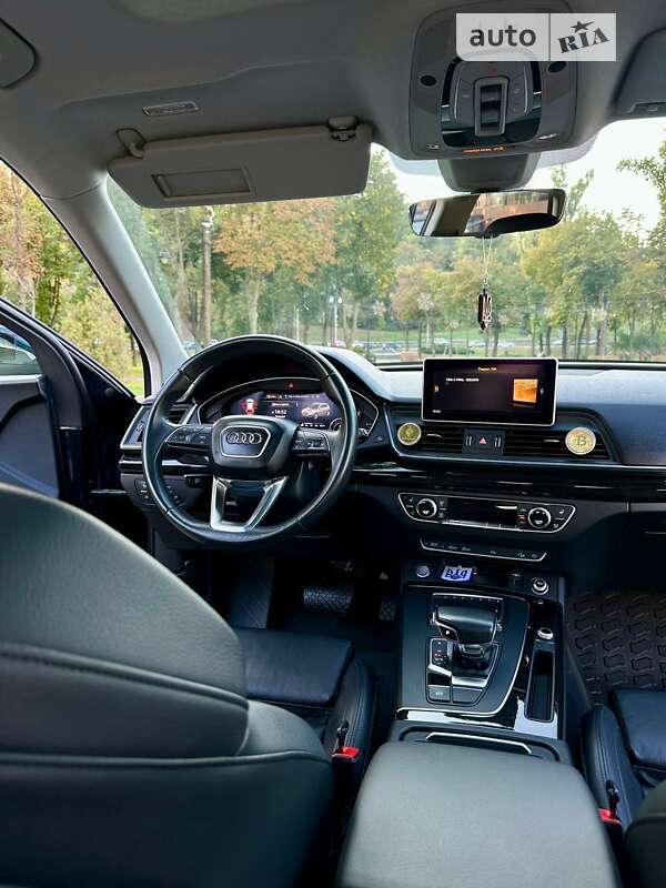 Внедорожник / Кроссовер Audi Q5 2018 в Вышгороде