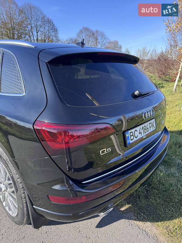 Позашляховик / Кросовер Audi Q5 2014 в Ужгороді