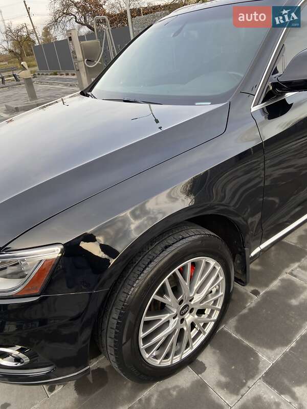 Позашляховик / Кросовер Audi Q5 2014 в Ужгороді