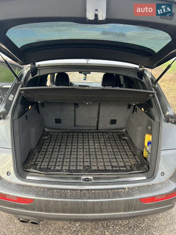 Позашляховик / Кросовер Audi Q5 2011 в Варві