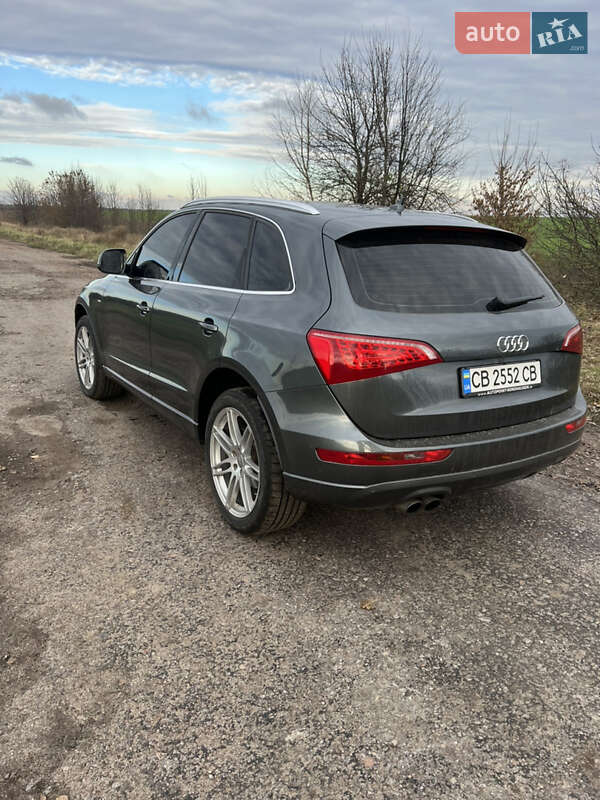 Позашляховик / Кросовер Audi Q5 2011 в Варві
