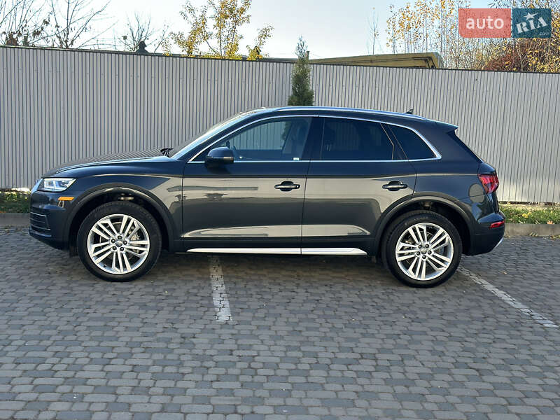 Внедорожник / Кроссовер Audi Q5 2019 в Ивано-Франковске