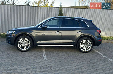 Внедорожник / Кроссовер Audi Q5 2019 в 