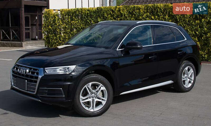 Внедорожник / Кроссовер Audi Q5 2019 в Киеве