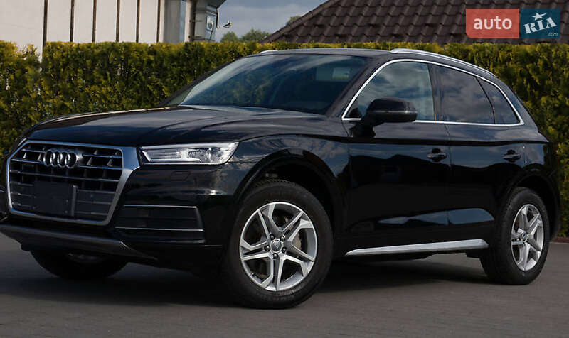 Внедорожник / Кроссовер Audi Q5 2019 в Киеве