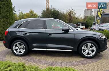 Внедорожник / Кроссовер Audi Q5 2017 в Львове