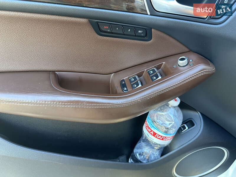 Внедорожник / Кроссовер Audi Q5 2015 в Днепре