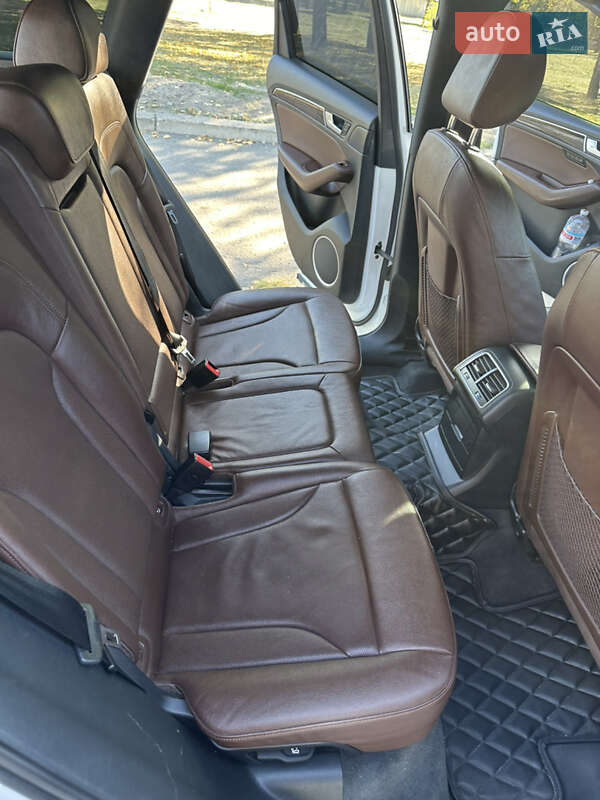 Внедорожник / Кроссовер Audi Q5 2015 в Днепре