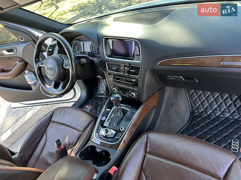 Внедорожник / Кроссовер Audi Q5 2015 в Днепре