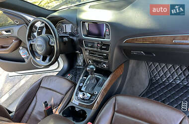 Внедорожник / Кроссовер Audi Q5 2015 в 