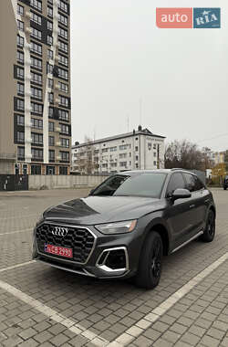 Позашляховик / Кросовер Audi Q5 2022 в Львові