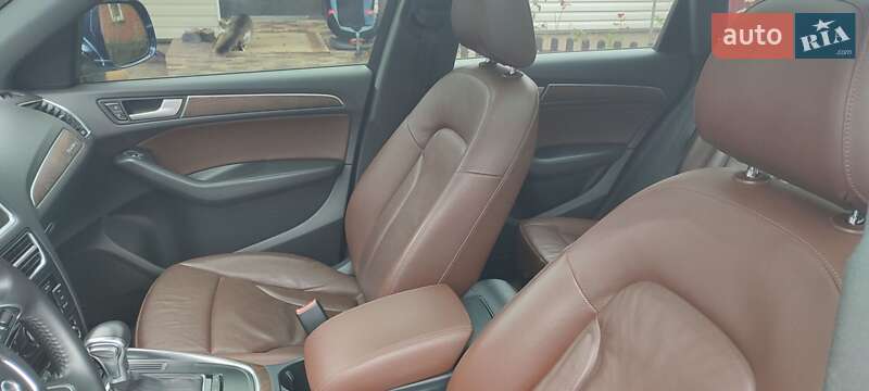 Внедорожник / Кроссовер Audi Q5 2012 в Березному