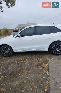 Внедорожник / Кроссовер Audi Q5 2012 в Киеве