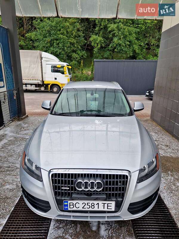 Позашляховик / Кросовер Audi Q5 2011 в Львові