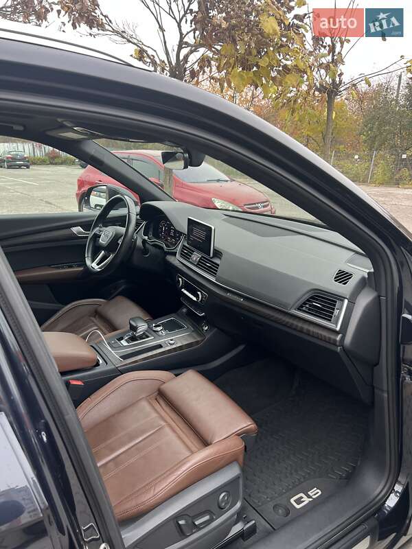 Внедорожник / Кроссовер Audi Q5 2018 в Львове