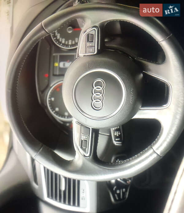 Внедорожник / Кроссовер Audi Q5 2016 в Каменец-Подольском
