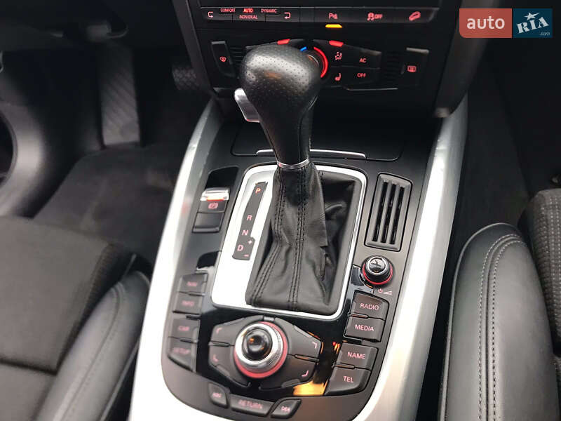 Внедорожник / Кроссовер Audi Q5 2010 в Луцке