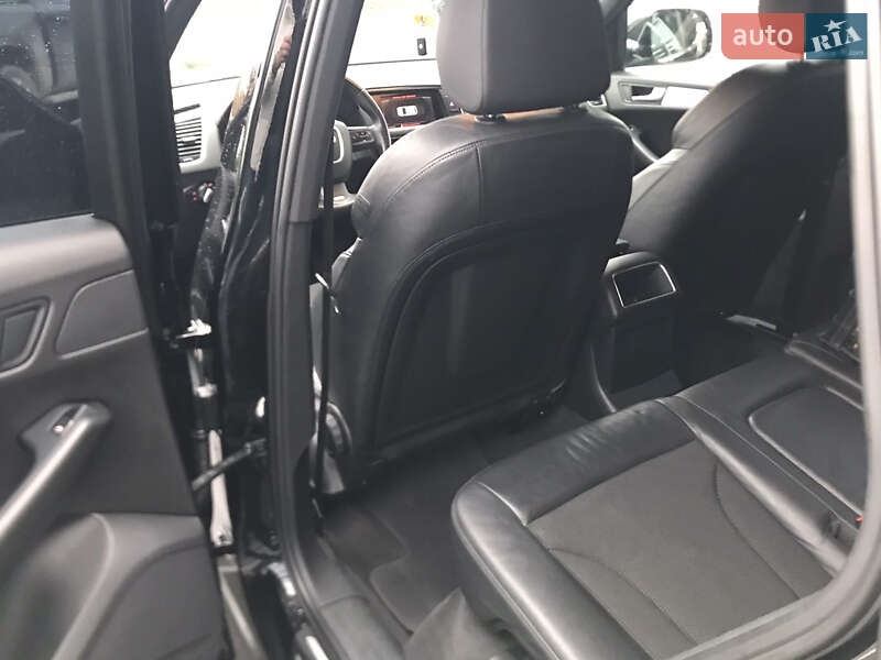 Внедорожник / Кроссовер Audi Q5 2010 в Луцке